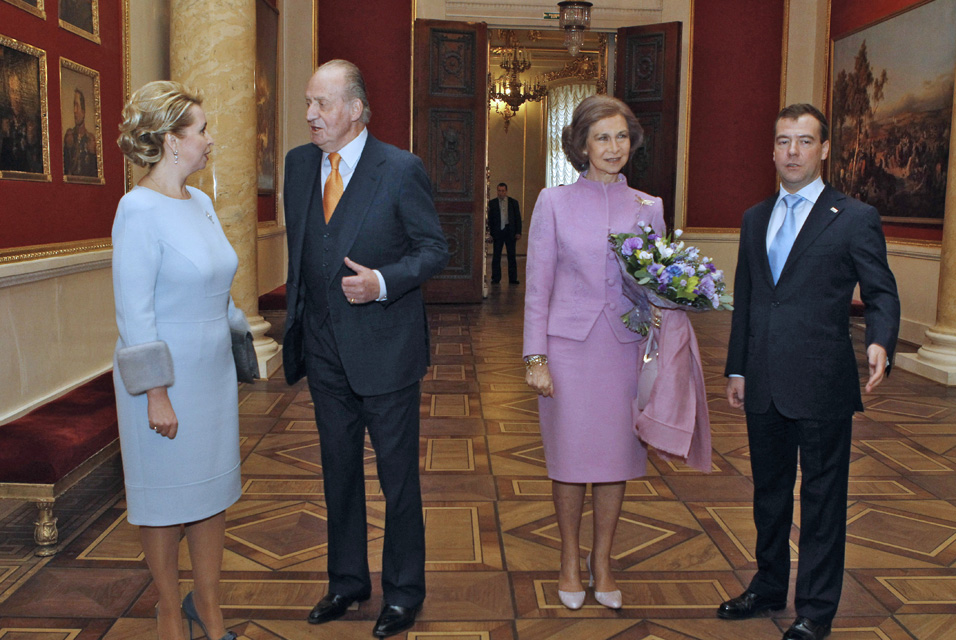 dmitry medvedev and wife. President Dmitry Medvedev,