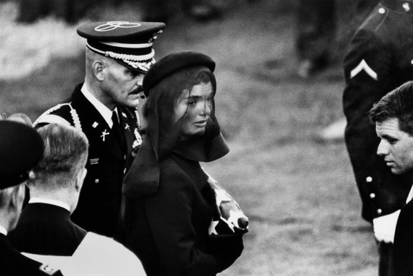 Elliott Erwitt. Jacqueline Kennedy at John F. Kennedys Funeral November 25th 1963 Arlington Virginia 580x388 Magnum Photos Announces Partnership with Michael Dell for Its Archive Collection