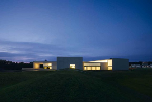 HEART Herning Museum of Contemporary Art designed by Steven Holl 580x388 Steven Holl Architects Wins Two International Architecture Awards