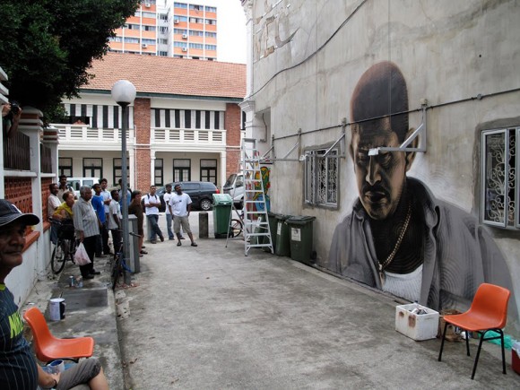 em 1 580x435 Street Art by El Mac 