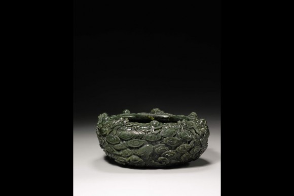 A Magnificent Large Carved Spinach Jade Dragon Brush Washer Qing Dynast 580x388 Sothebys Sale of Fine Chinese Ceramics to Be Highlighted by a Blue And White Peony Jar