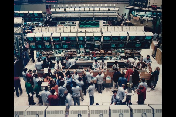 Andreas Gursky Stock Exchange New York. Ektacolour photograph 580x388 Christies Evening Auctions of Post War and Contemporary Art and the Italian Sale Realise $61.2 Million