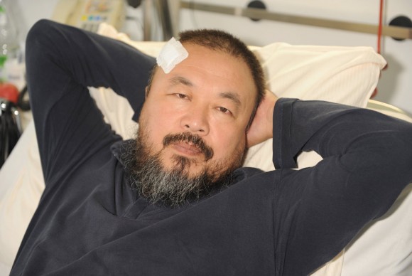 Chinese artist Ai Weiwei pictured at Grosshadern hospital in Munich Germany 580x388 China Stops Prominent Artist, Ai Weiwei, from Leaving the Country on a Flight to South Korea