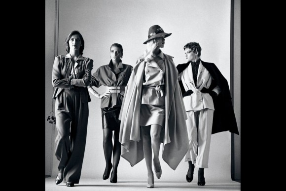 Helmut Newton Here They Come II Paris 580x388 First Large Scale U.S. Exhibition of Helmut Newtons Work to Premiere at the Museum of Fine Arts