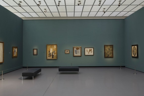 Installation view. Photo © FBM Studio Zürich 580x388 Pablo Picasso Zurich Exhibition Recreates Landmark 1932 Show