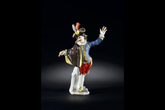 Lot 42. A Meissen figure of Beltrame c. 1740 restored 580x388 Bonhams Sell 38 Pieces of Fine Meissen Porcelain that Survived the 1945 Dresden Bombing for £500,000 