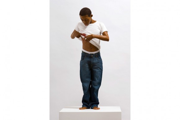 Ron Mueck Youth 2009. © Ron Mueck 580x388 Rarely seen Ron Mueck sculptures go on display at Wolverhampton Art Gallery